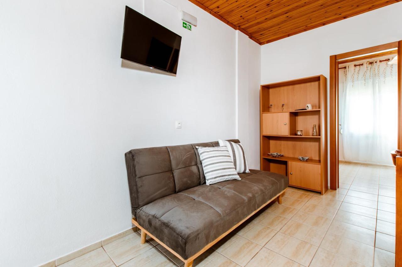 Koulouris Apartments & Studios Калівес Екстер'єр фото