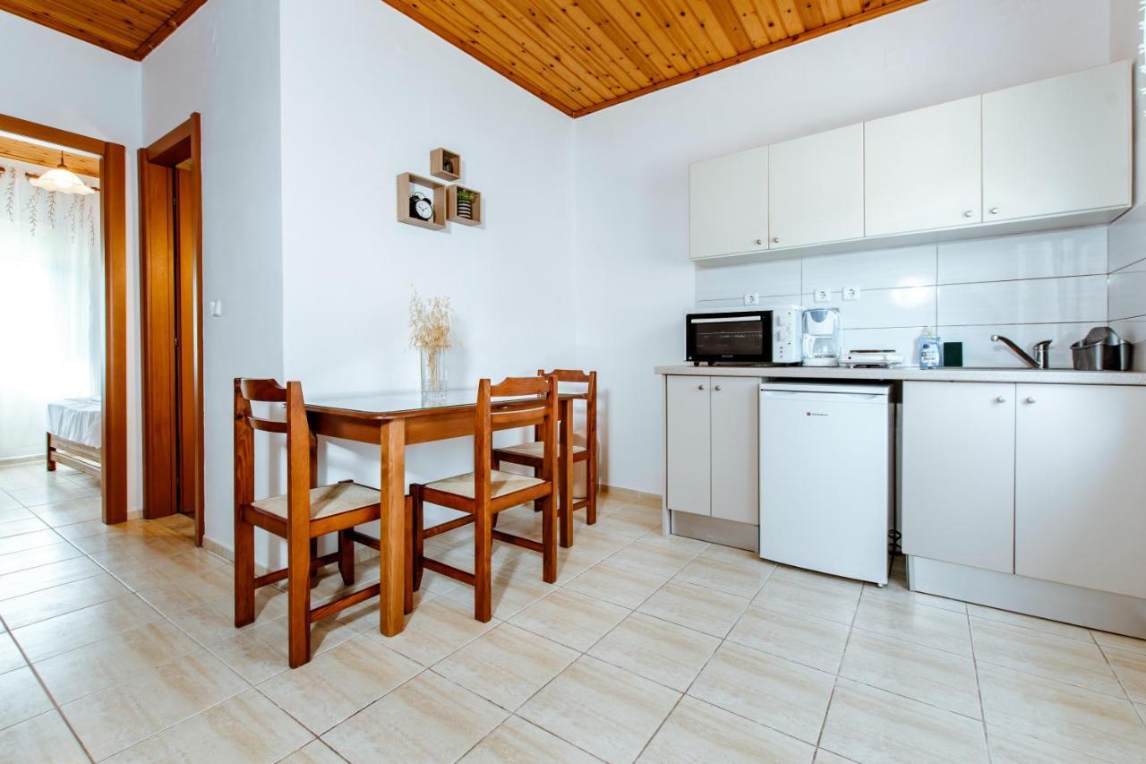 Koulouris Apartments & Studios Калівес Екстер'єр фото