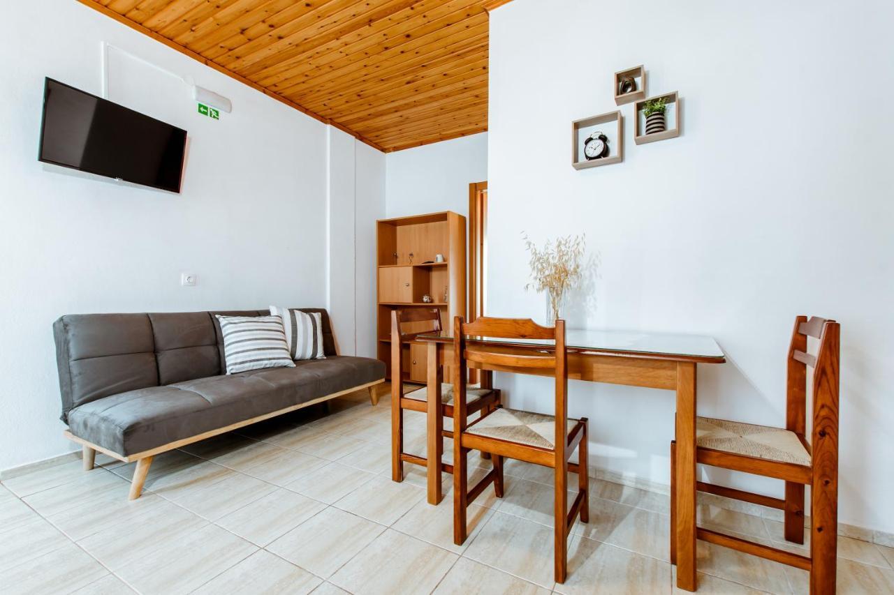 Koulouris Apartments & Studios Калівес Екстер'єр фото